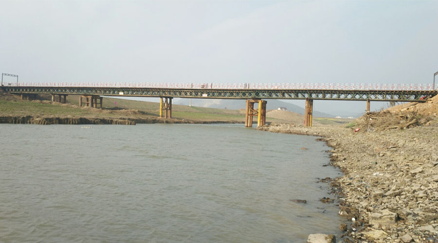 鋼便橋施工--【挑戰新難度】 鋼便橋施工--【挑戰新難度】