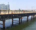 七里湖二場框架橋處跨新開河鋼便橋施工