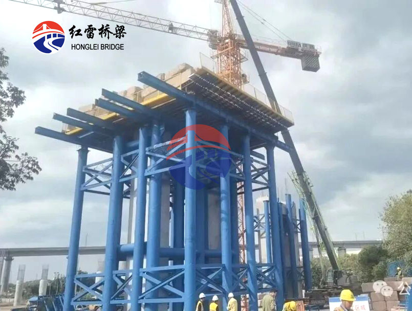 甬金衢上高速公路金華城區段穿越金溫線立交工程主橋施工